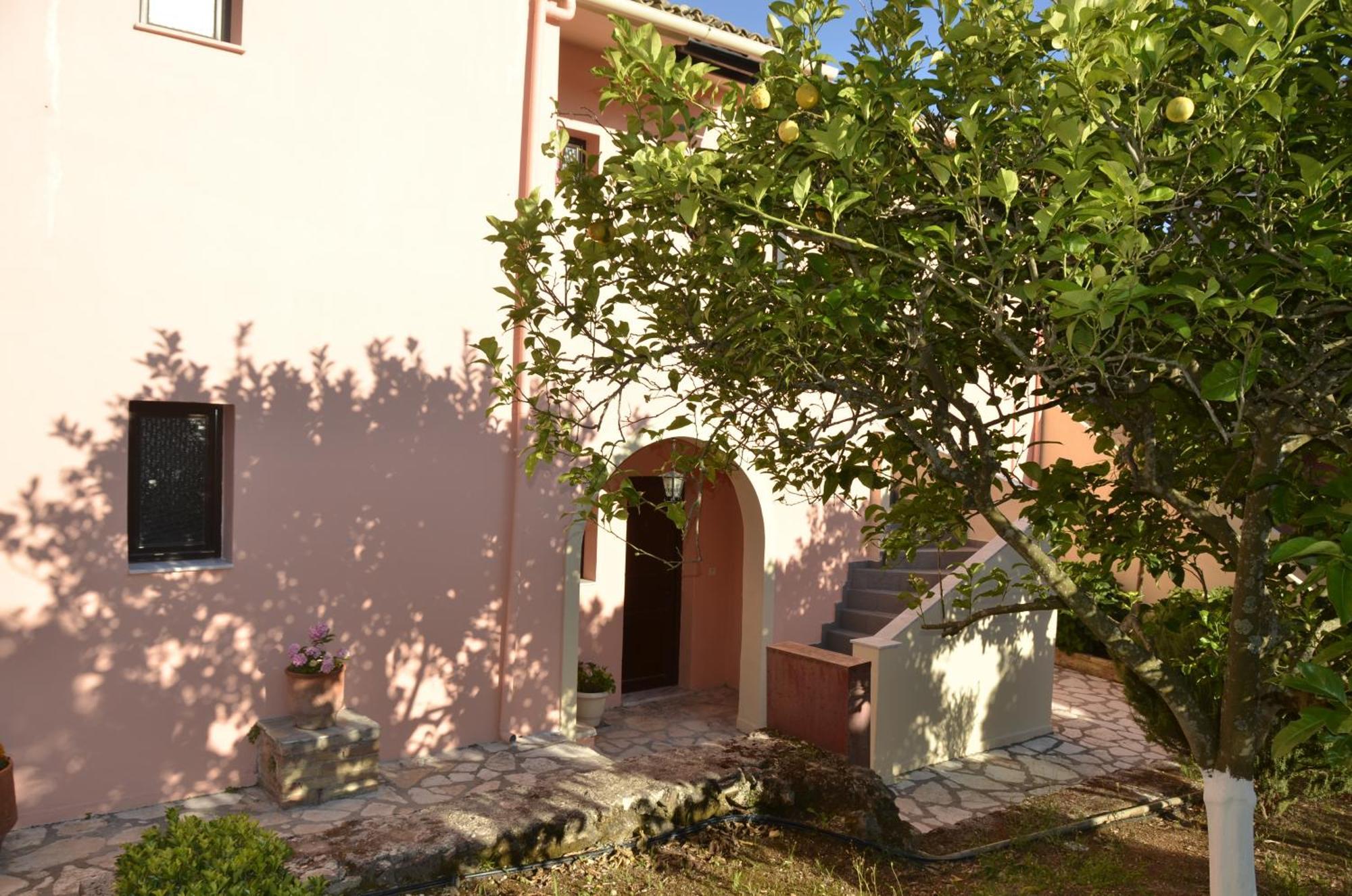Penelope Apartment Hotel Дасия Екстериор снимка
