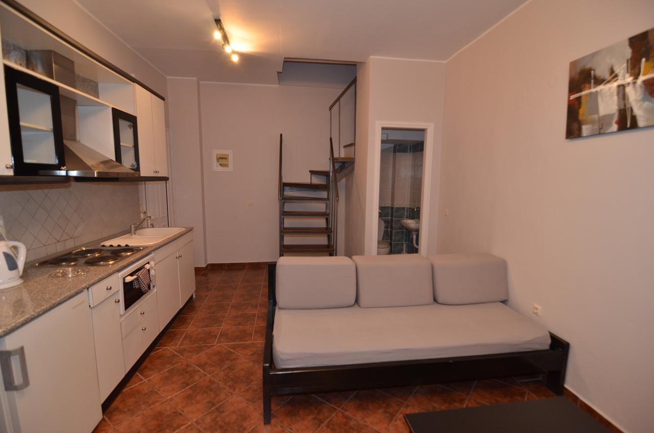 Penelope Apartment Hotel Дасия Екстериор снимка